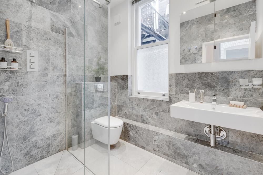 Apartment in London - More