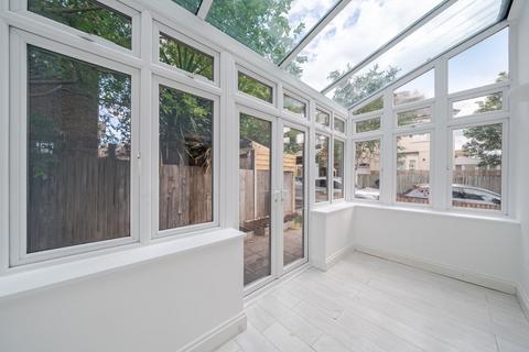 1 bedroom detached house to rent, Glenville Road, Kingston Upon Thames, Surrey, KT2