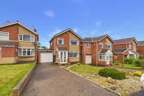 3 bedroom detached house to rent, Goathland Drive, Tunstall, Sunderland