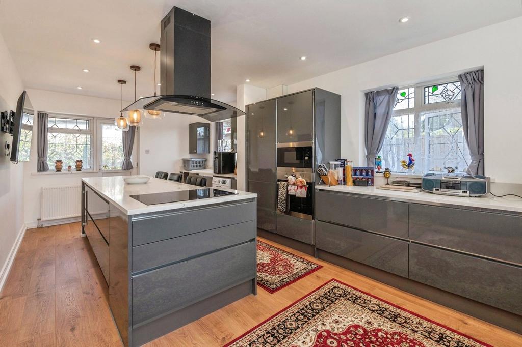 House in Chelmsford, Runwell - More