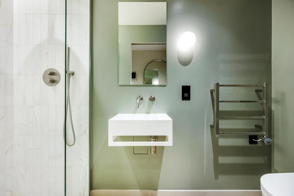 Apartment in London - More
