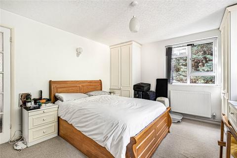 2 bedroom apartment for sale, Trotsworth Court, Virginia Water, Surrey, GU25