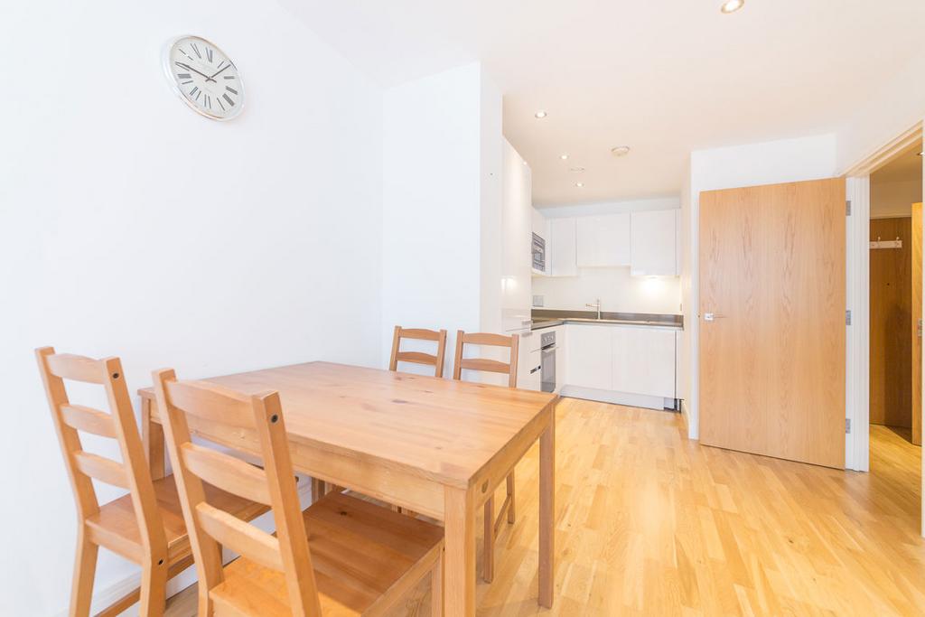 Apartment in London - View 4