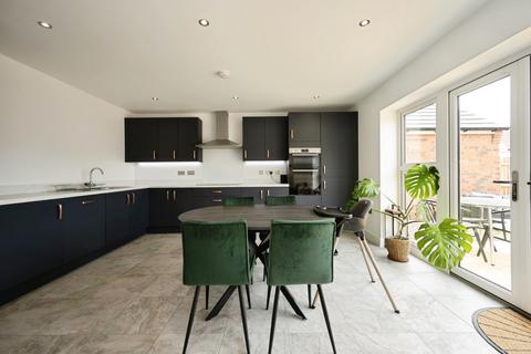 4 bedroom detached house for sale, Ronhale Close, Ravensden, Bedford, Bedfordshire, MK44