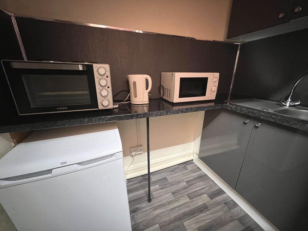Apartment in Glasgow - View 5