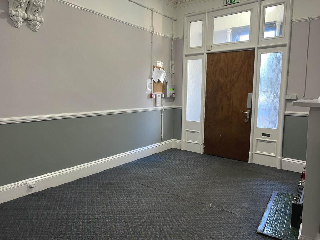 Apartment in Glasgow - More