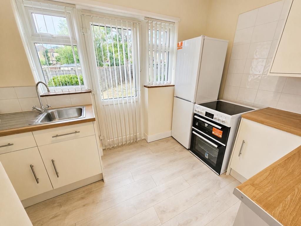 Apartment in Edgware - View 3