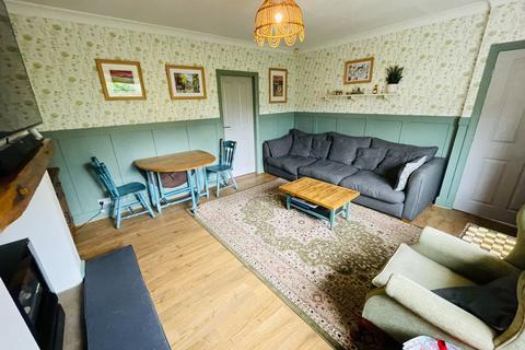 3 bedroom semi-detached house for sale, Wakefield Road, Denby Dale