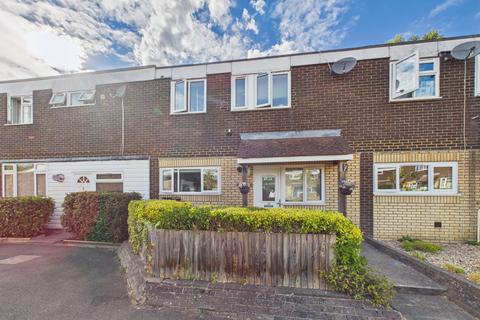 3 bedroom terraced house for sale, Kingsley Road, Farnborough, Hampshire, GU14
