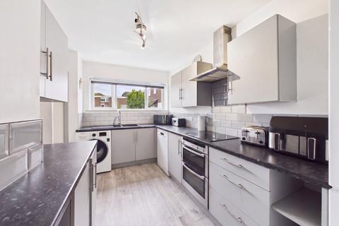 3 bedroom terraced house for sale, Kingsley Road, Farnborough, Hampshire, GU14