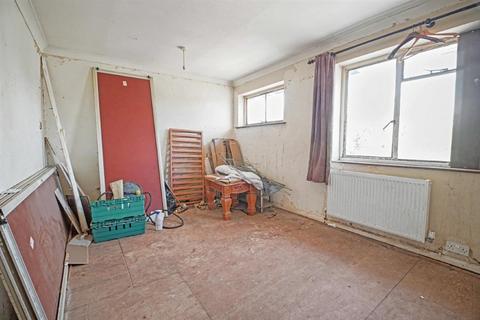 undefined, Kingston Road, EPSOM