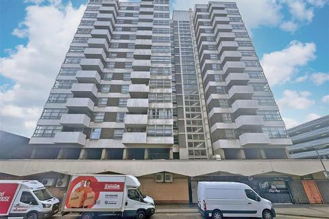 undefined, Staines Road West, SUNBURY-ON-THAMES