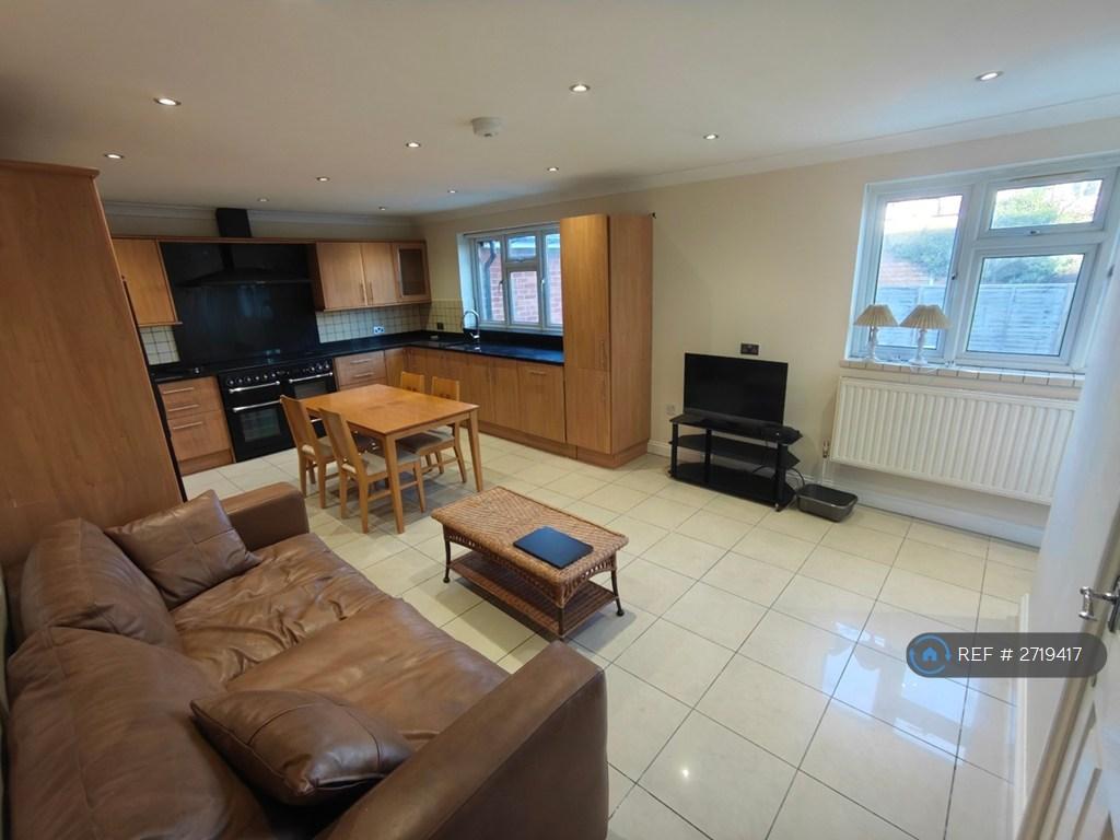 Apartment in Ilford