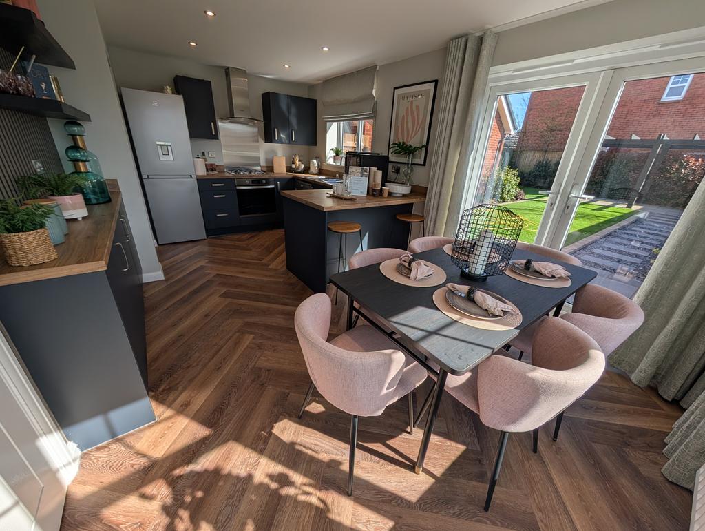 House in Nuneaton - More