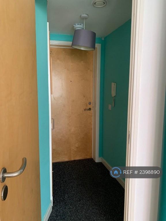 Apartment in Liverpool - View 2