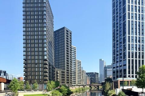 undefined, Novella New Bailey, Salford M3