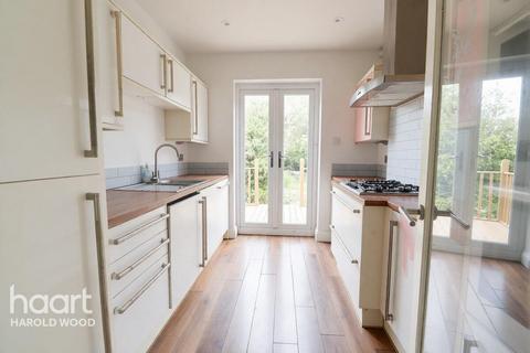 3 bedroom semi-detached house for sale, Gubbins Lane, Harold Wood