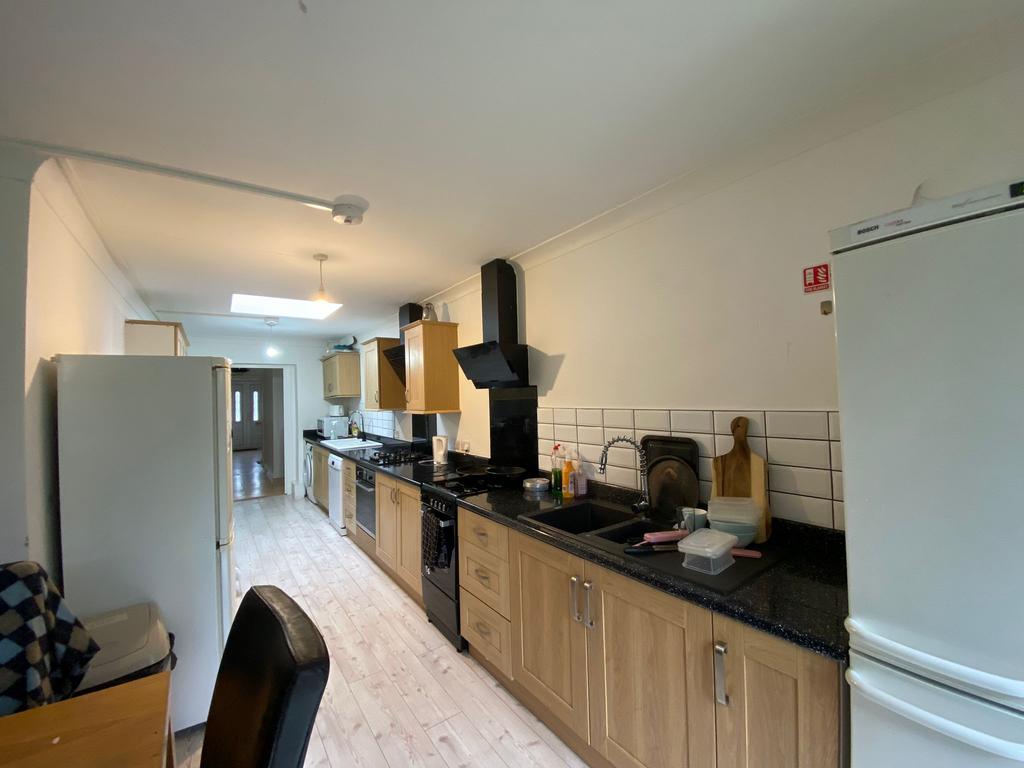 House in London - View 5