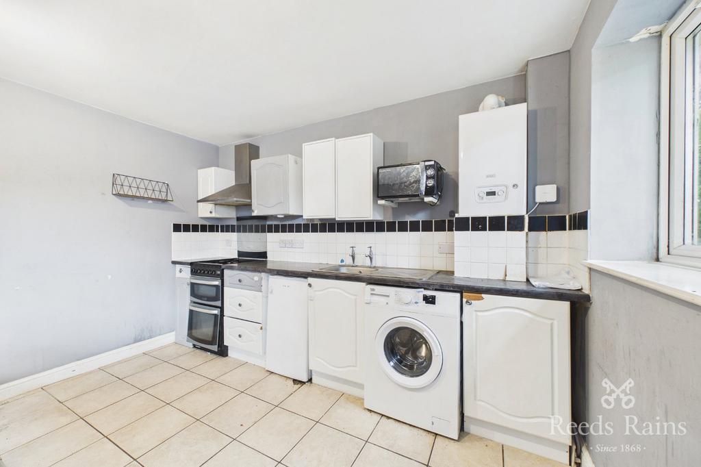 Apartment in York, The Rise, Acomb - View 2
