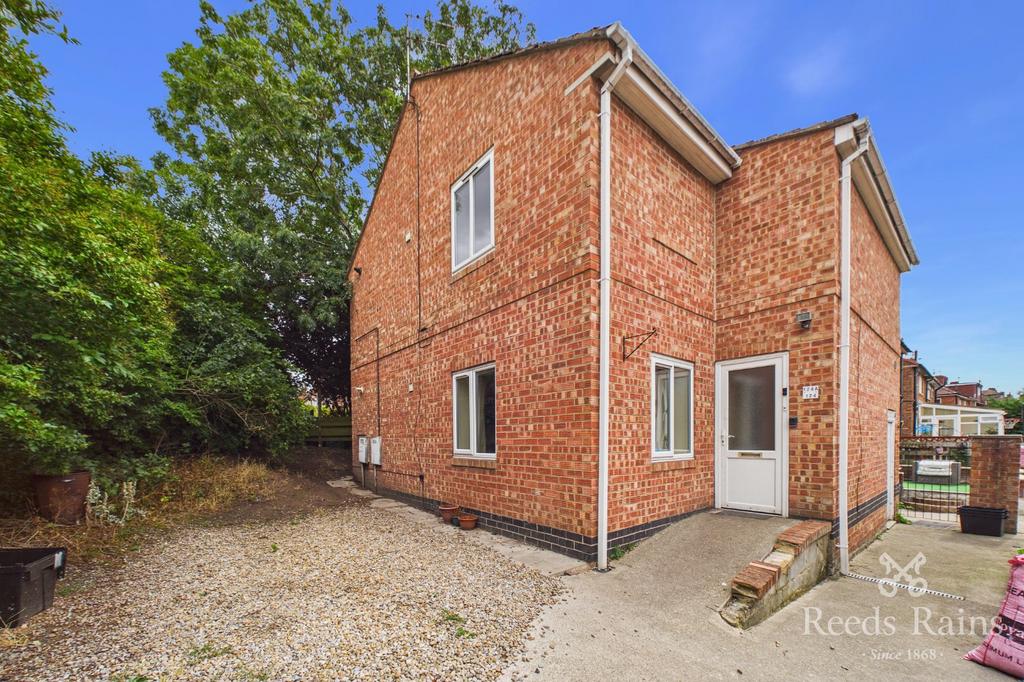 Apartment in York, The Rise, Acomb - View 4