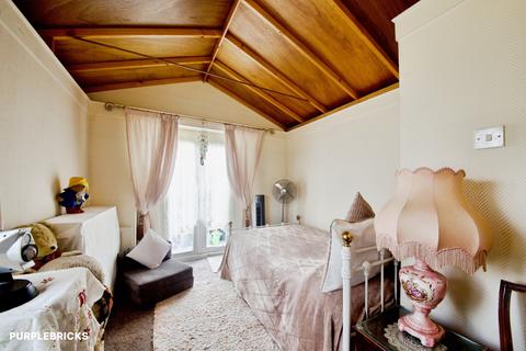 undefined, Sunset Drive, Romford, RM4