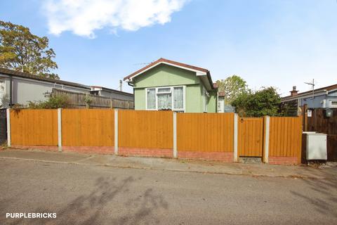 undefined, Sunset Drive, Romford, RM4