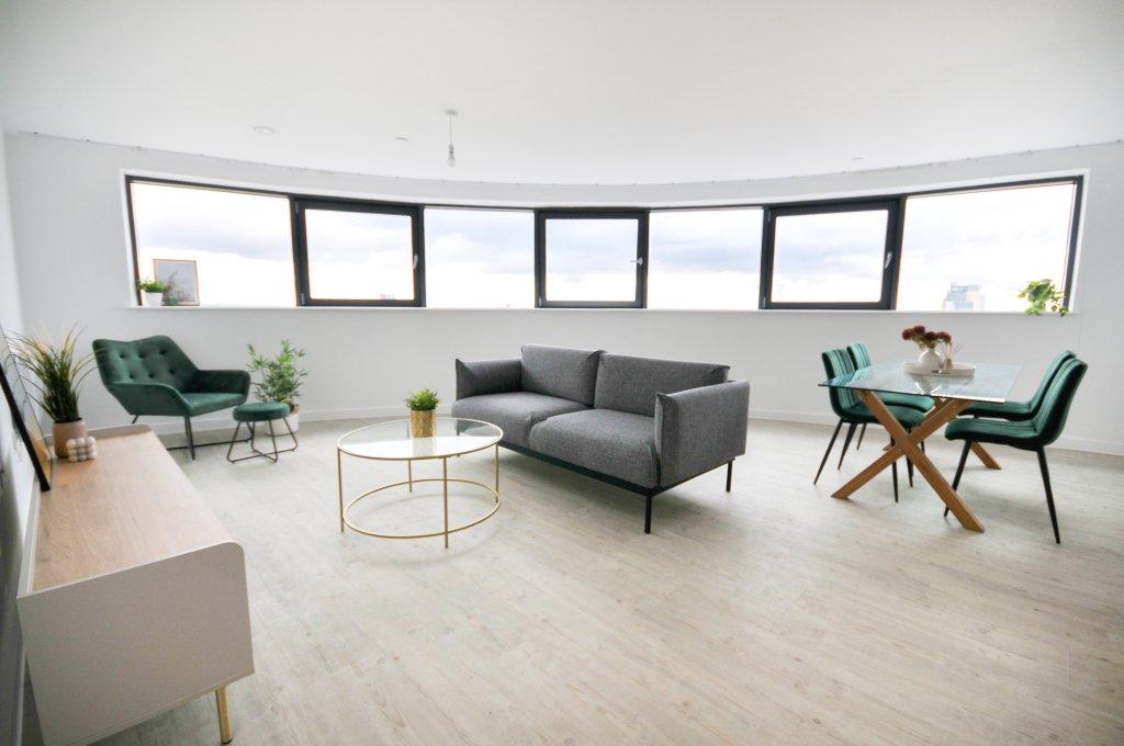 14th Floor – 2 Bed 2 Bath Apartment – Northill Apartments, Salford Quays