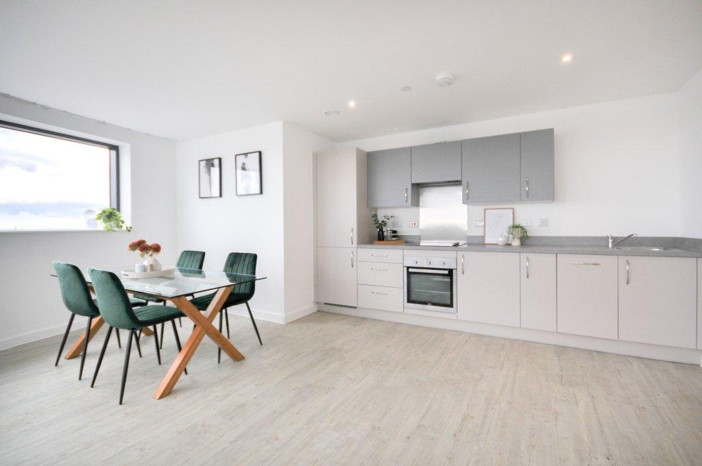 Apartment in Salford - View 4