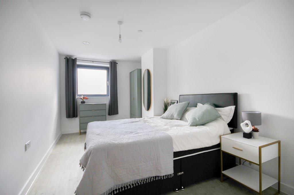 Apartment in Salford - More