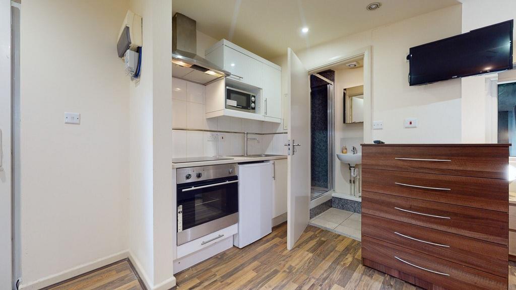 Apartment in London, Cricklewood - View 2