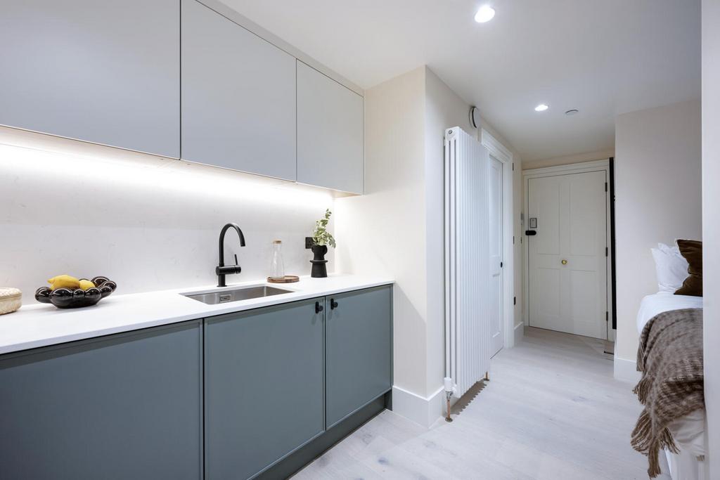 Apartment in London - View 4