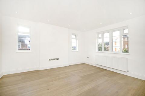 2 bedroom flat for sale, Beaufort Park, Hampstead Garden Suburb, London, NW11