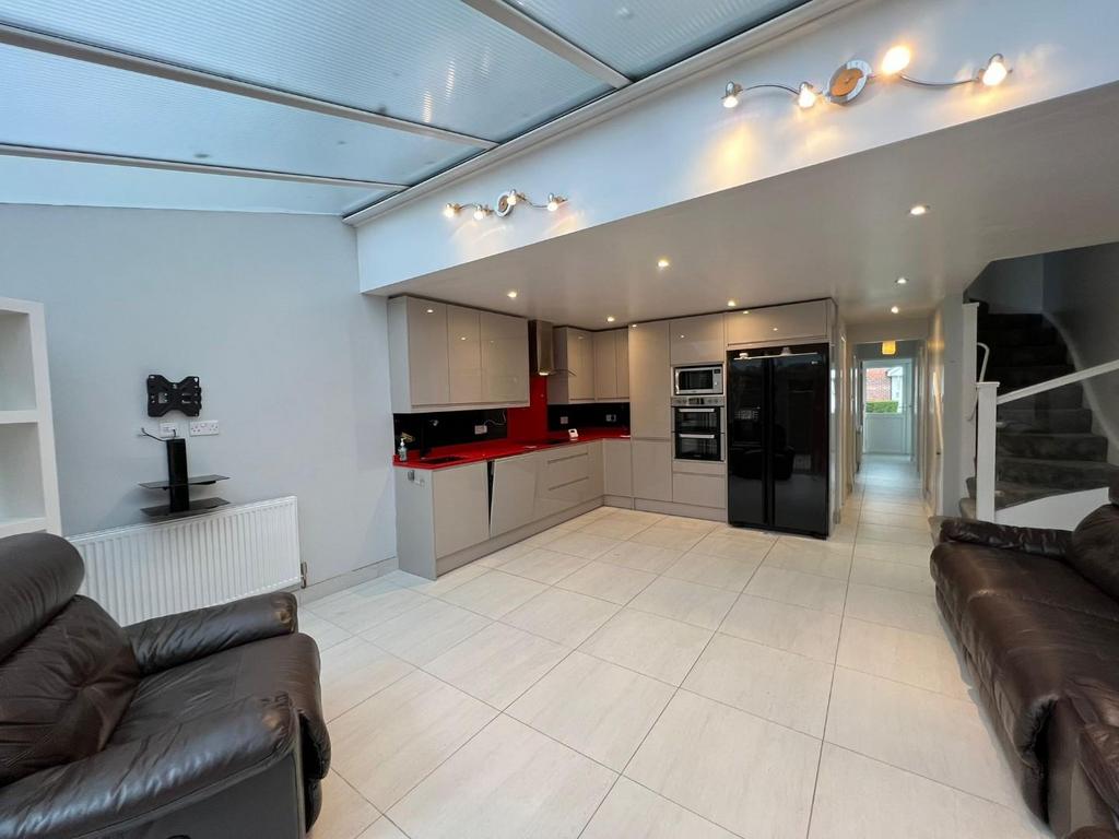 House in London - View 4