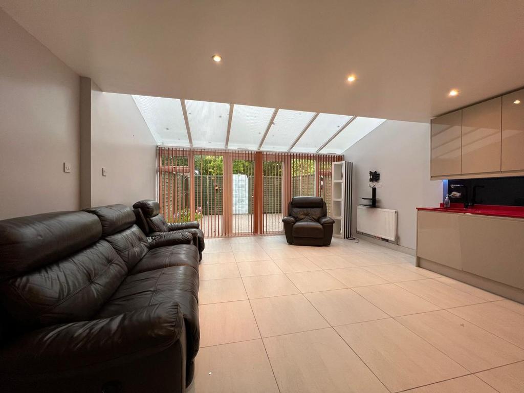 House in London - More