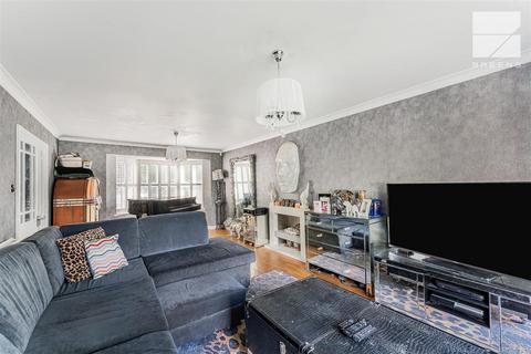 undefined, Crofton Grove, London