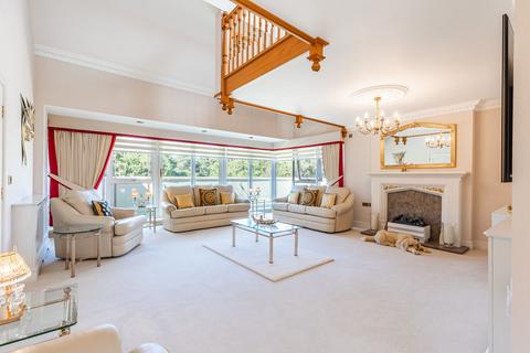 undefined, Penthouse Apartment in Exclusive Development in Sheringham