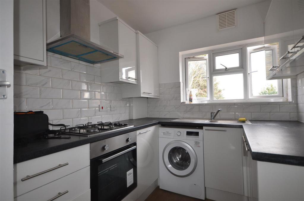 Apartment in London - View 3