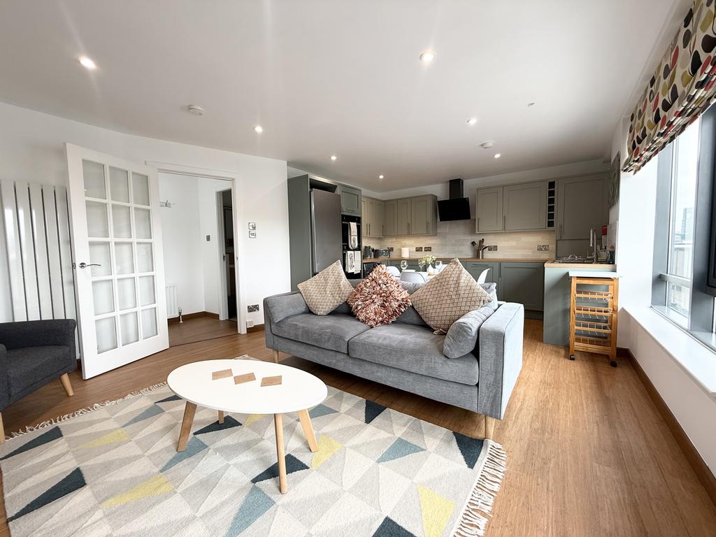 Apartment in Glasgow - View 4