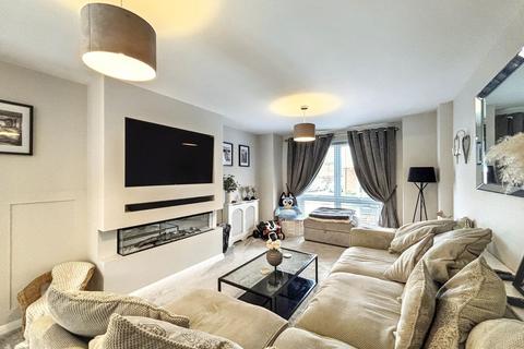 3 bedroom semi-detached house for sale, Daisy Way, Bexhill, TN40