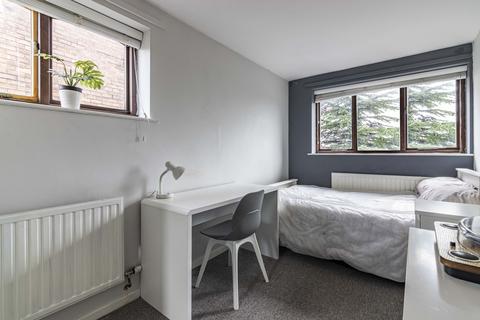 6 bedroom semi-detached house for sale, Park Road, Nottingham, NG7