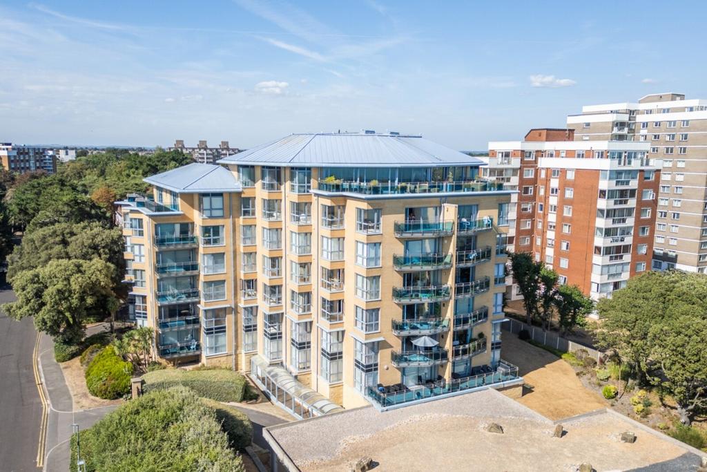Apartment in Bournemouth
