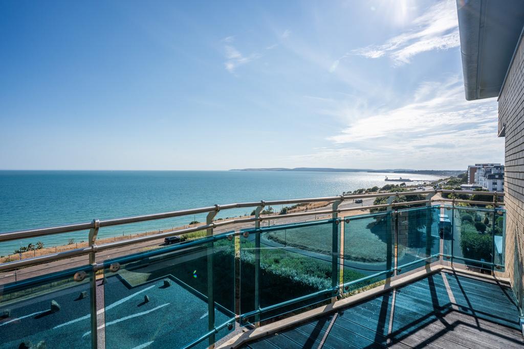 Apartment in Bournemouth - View 4