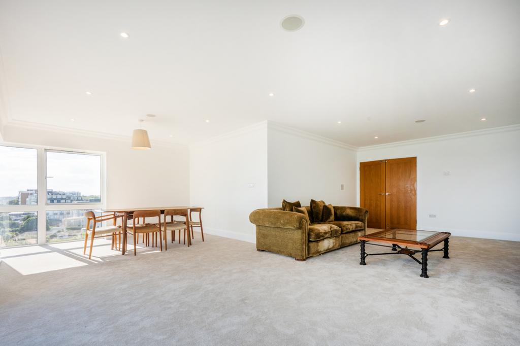 Apartment in Bournemouth - More