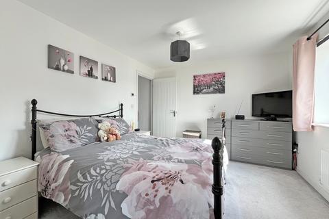 3 bedroom detached house for sale, Homeground Road, Tuffley, GL4