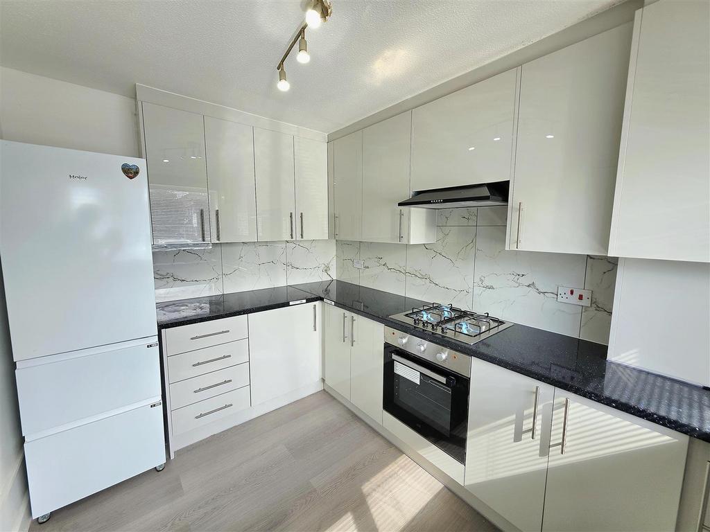 Apartment in London - View 4