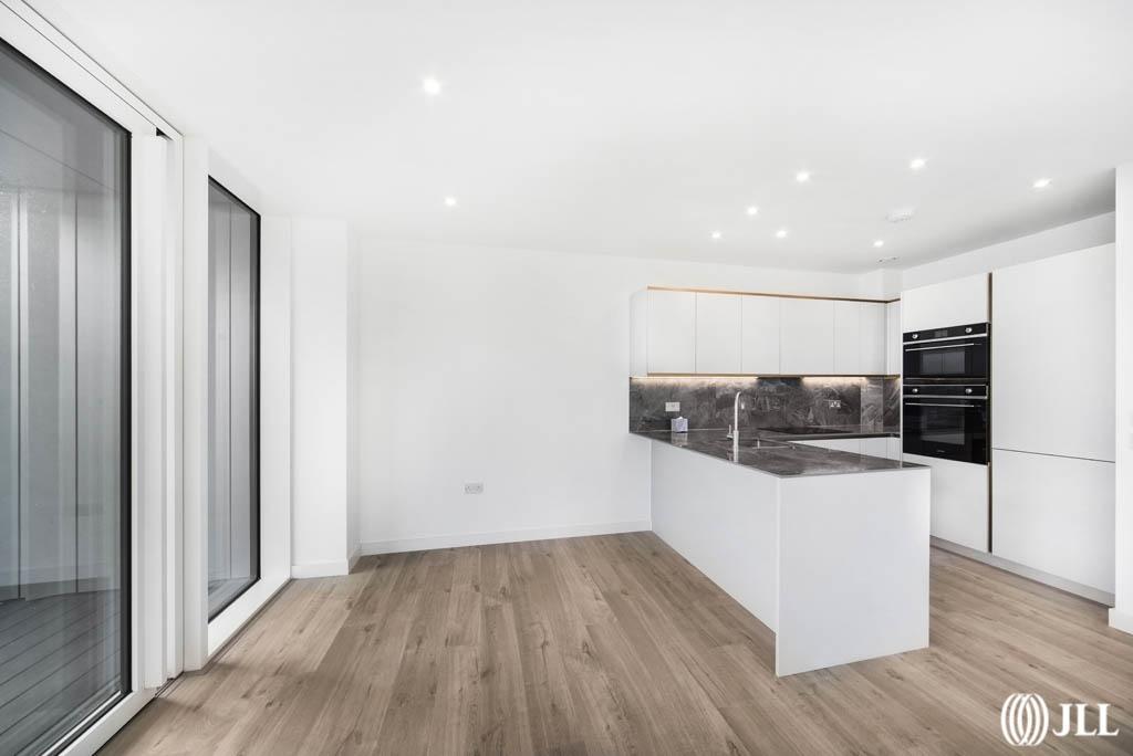 Apartment in London - View 5