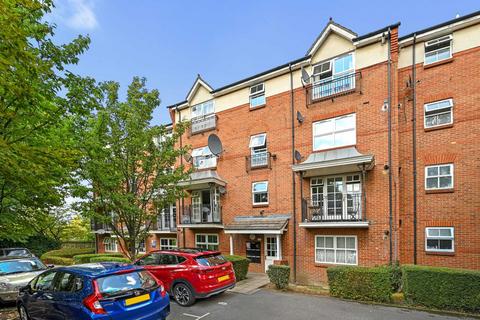 2 bedroom apartment to rent, Shaftesbury Gardens, London NW10