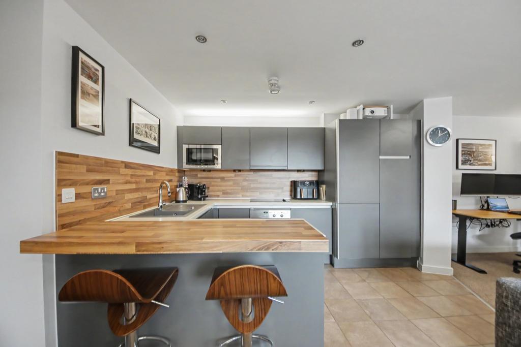 Apartment in Manchester, Castlefield, City Centre - View 2