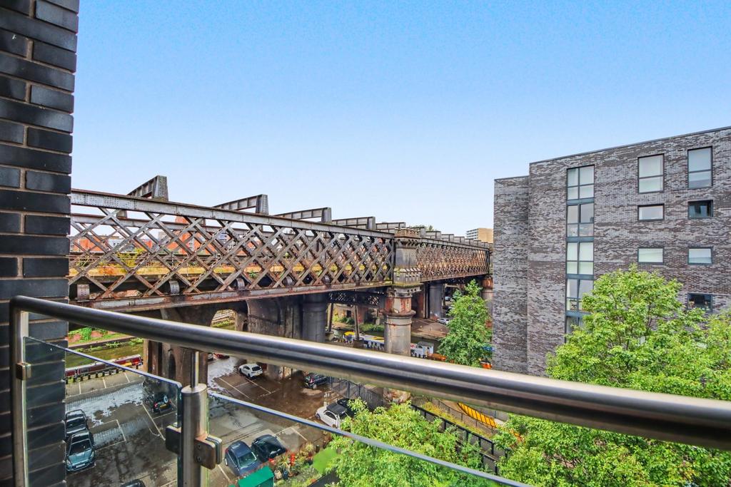 Apartment in Manchester, Castlefield, City Centre - View 3