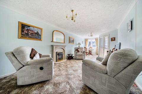 2 bedroom flat for sale, Shrubbs Drive, Bognor Regis, West Sussex, PO22 7SF